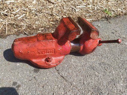 Dílenský svěrák York