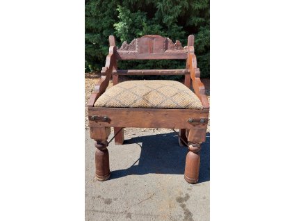 Staré Dřevěné Křeslo Židle Vyřezávaná Vintage
