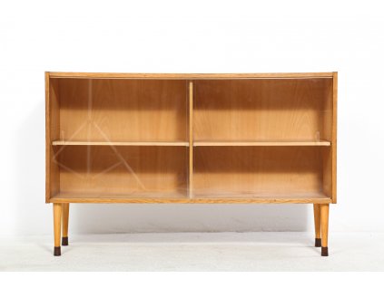 (89) Komoda, skříň, knihovna, vitrína, retro, Brusel, socialismus