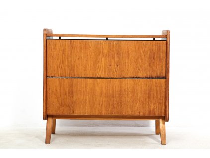 143 Komoda, peřiňák, Tatra, retro, socialismus