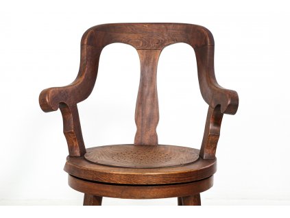 197 Křeslo holičské, rokokové, otáčecí, retro