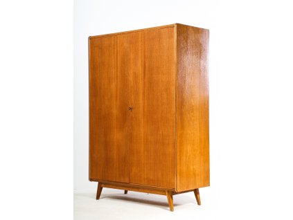 203 Komoda, šatní skříň, TATRA, retro, 70. léta, socialismus