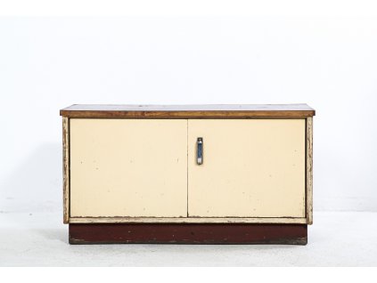 Komoda, botník, skříňka, retro, 50. léta, socialismus