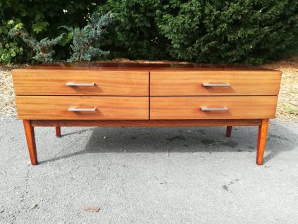Komoda Prádelník Šuplíky Skříňka Noční stolek 70. - 80. léta RETRO