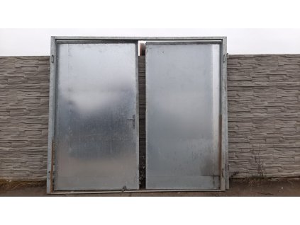 Vrata Dveře Dvoukřídlé Kvalitní Bytelné s tepelnou izolací