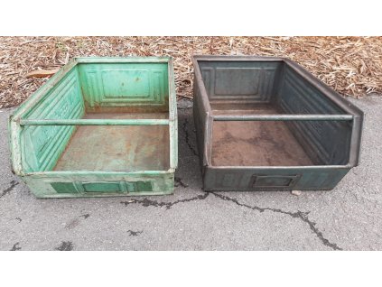 Industriální plechový box