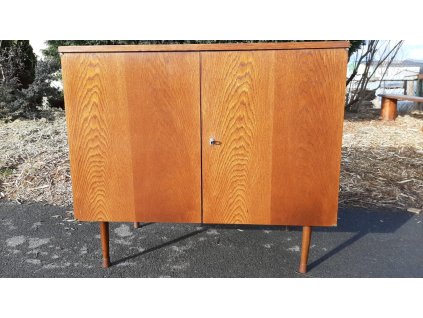 Komoda, prádelník, skříň, skříňka, 70.-80. léta, retro