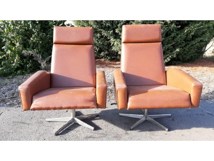 2x Polohovací televizní křeslo Brusel 70.-80. léta socialismus