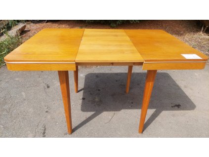 17 Stůl kuchyňský, jídelní,retro, JIROUTEK