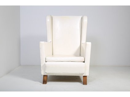 Křeslo ušák, koženka, retro, socialismus