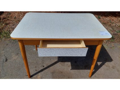 19 Stůl kuchyňský, jídelní,retro, socialismus
