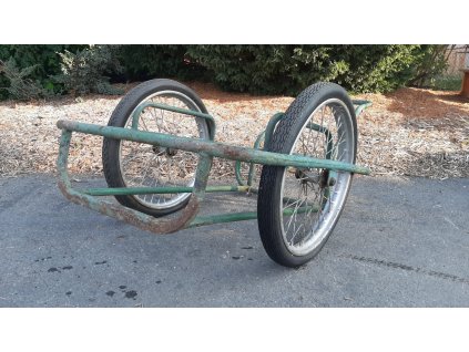 Stará Kára Kárka Dvoukolák