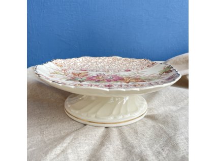 Nástolec Mučenka oťuk