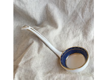 Naběračka z kameniny