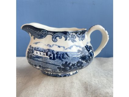 Mlékovka Avon Scene