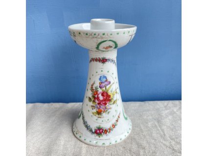 Starý porcelánový svícen