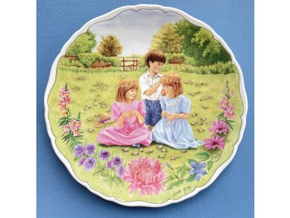 Sběratelský talíř Royal Albert The Daisychain