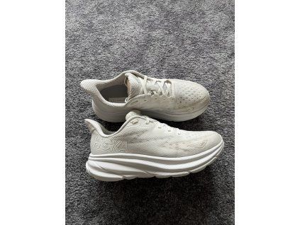 Hoka Clifton 9, velikost 40 2/3