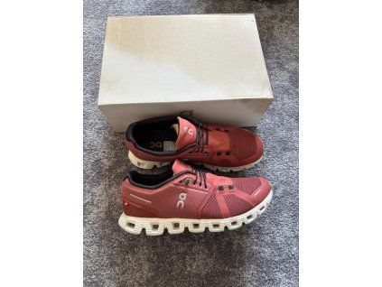 On Running, model Cloud 5, velikost 42
