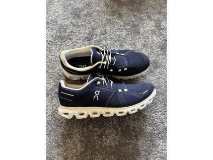 On Running, model Cloud 6, velikost 44