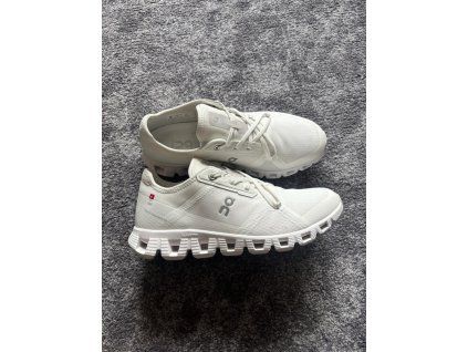 On Running, model Cloud X, velikost 40,5