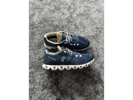 On Running model cloud. Velikost 37