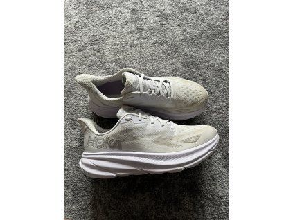 Hoka Clifton 9, velikost 42