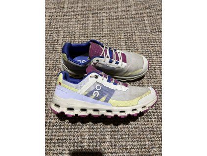 On Running, model Cloudvista, velikost 38