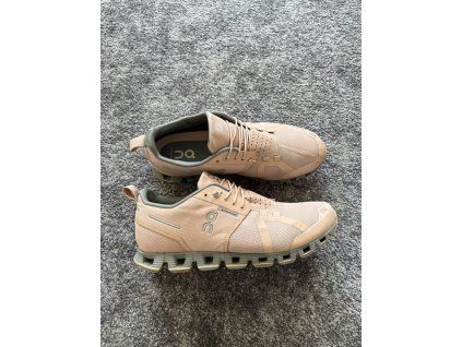 On Running, model Cloud WP, velikost 39