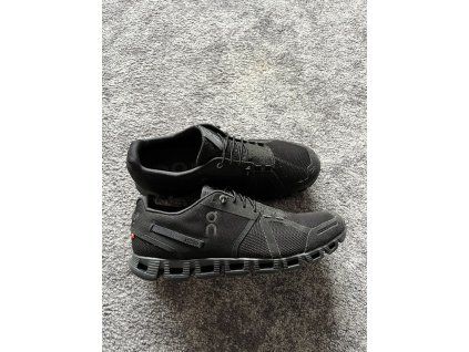 On Running, model Cloud, velikost 42