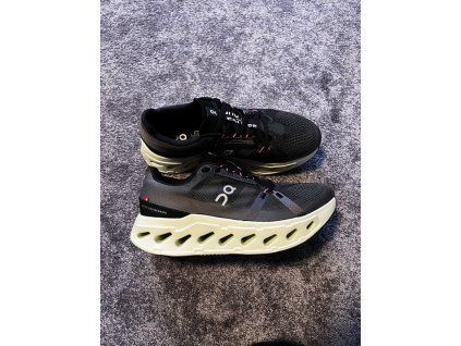 On Running, model Cloudeclipse, velikost 44