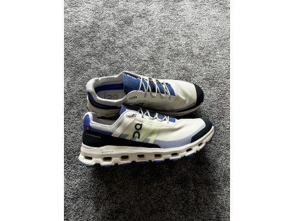 On Running, model Cloudvista, Velikost 46