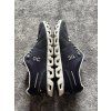 On Running, model Cloud 5, velikost 44