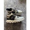 On Running, model Cloud Hi Edge, velikost 42