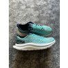 Hoka Kawana, Velikost 45 1/3