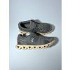 On Running, model Cloud 5, velikost 37,5
