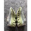 On Running Cloud, model Cloudmonster, velikost 37,5