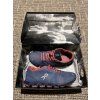 On Running Cloud X, velikost 38