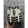 On Running, model Cloud 5 WP, velikost 38,5