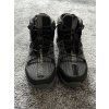 On Running, model Cloudtrax, velikost 38,5