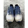 On Running model Cloudflow. Velikost 39