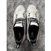 On Running, model Cloud 5 WP, velikost 43