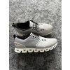 On Running, model Cloud 5 WP, velikost 43