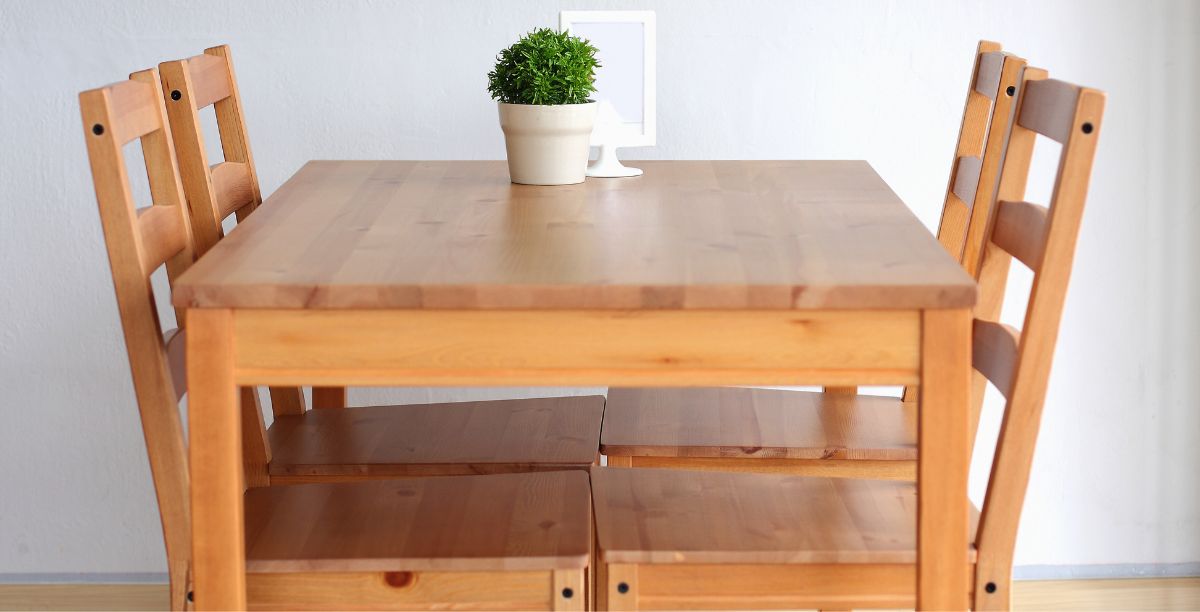 Jak vybrat jídelní stůl
