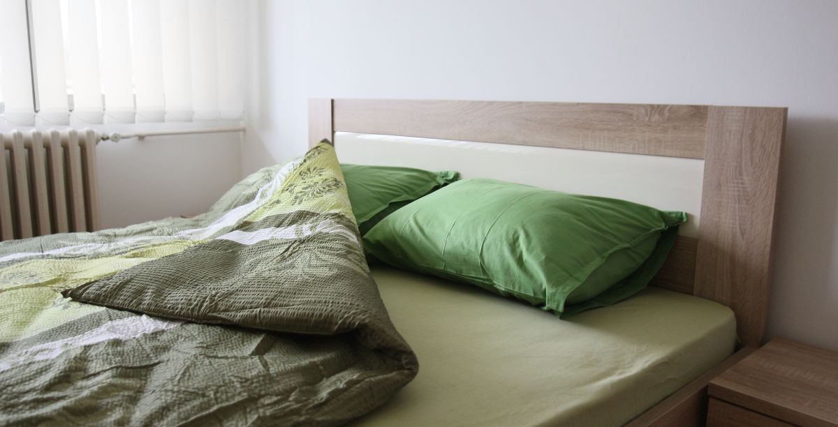 Jak vybrat správnou šířku postele