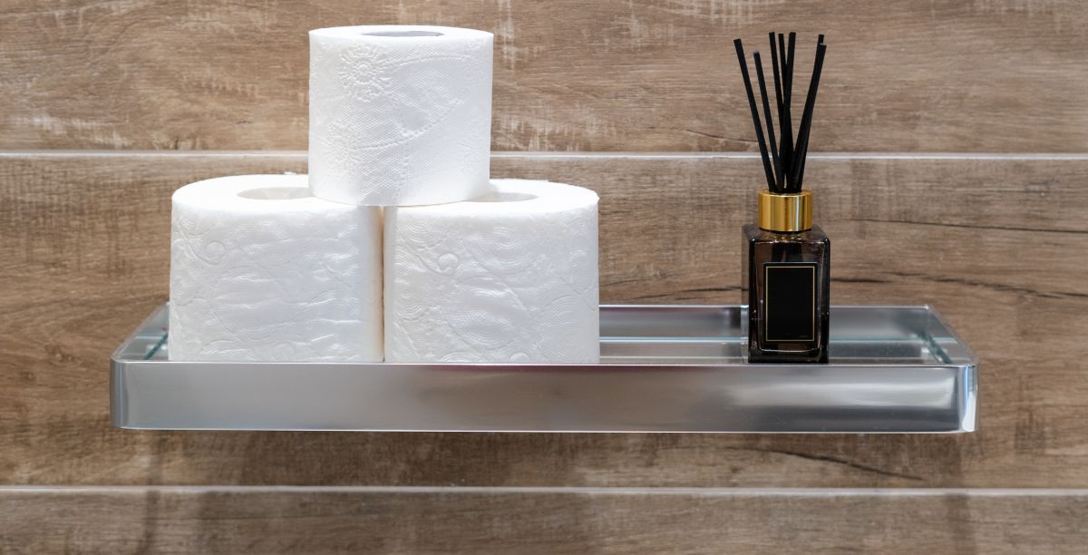 Nerezové police do koupelny či drátěné poličky do sprchy - vše máme skladem