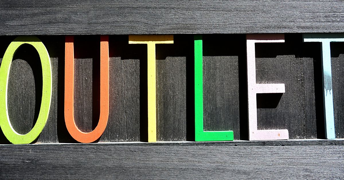 Outlet nábytku - jak poznat ten správný a nenapálit se