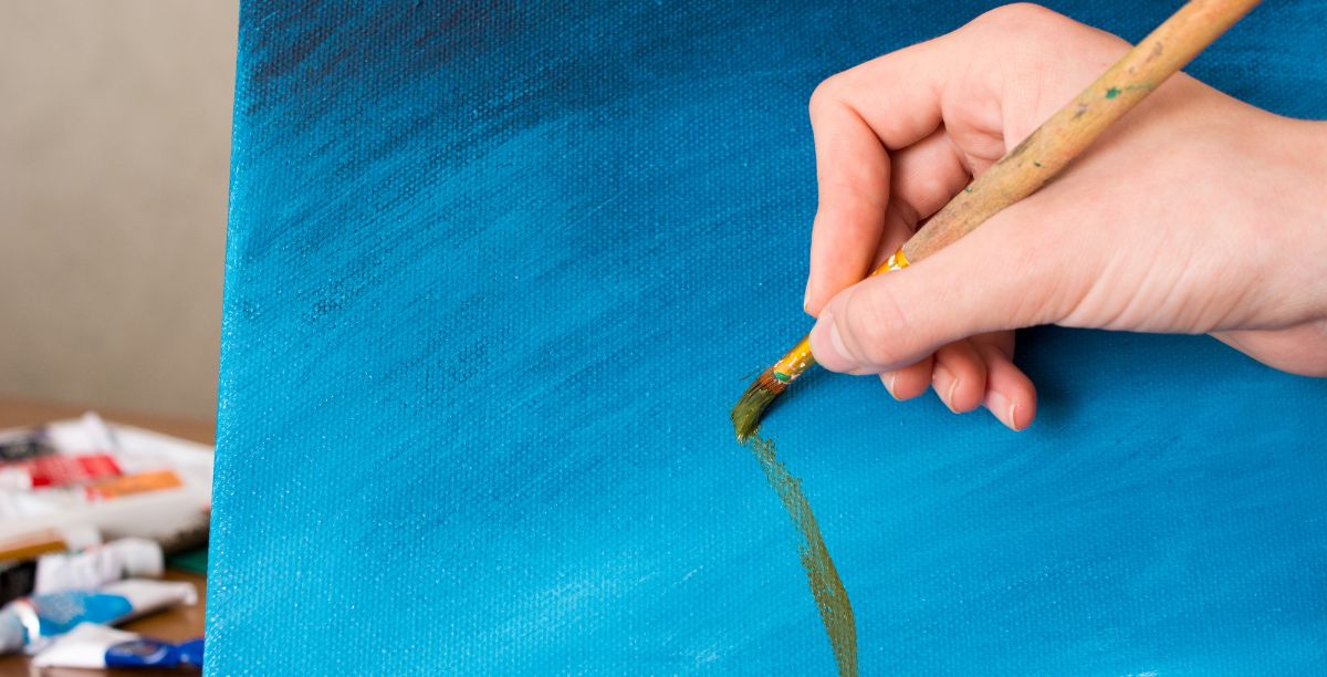 Ručně malované obrazy na zeď z našeho bazaru si může dovolit každý