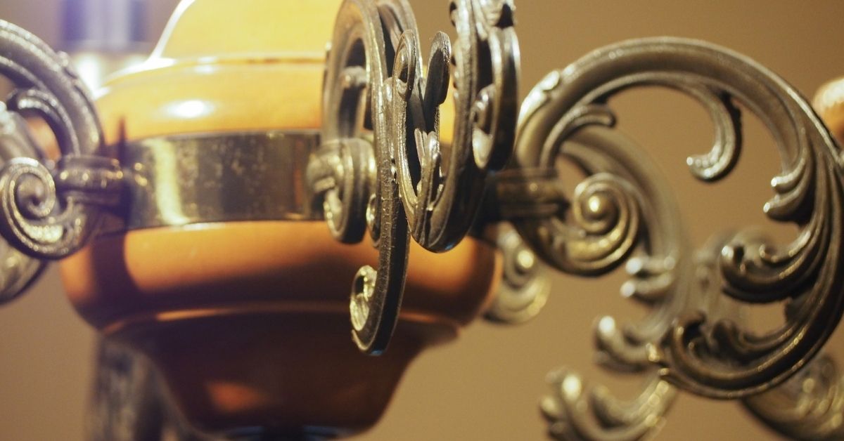 Vintage lustry a lampy se stanou originálním doplňkem vašeho domova