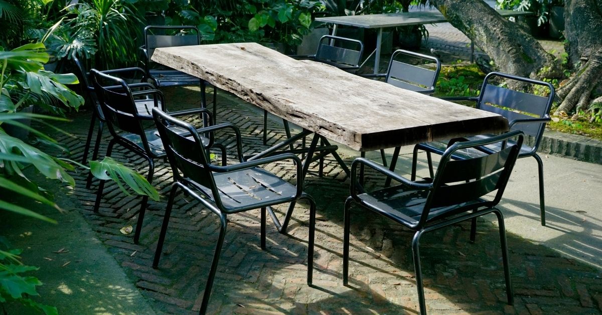 Výhody kovového zahradního nábytku